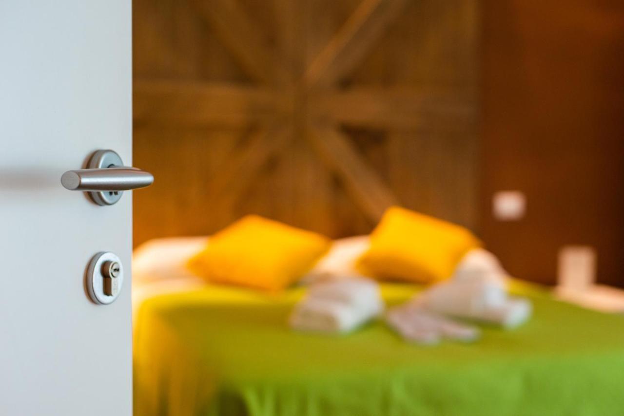 Ihh Suites ローマ エクステリア 写真